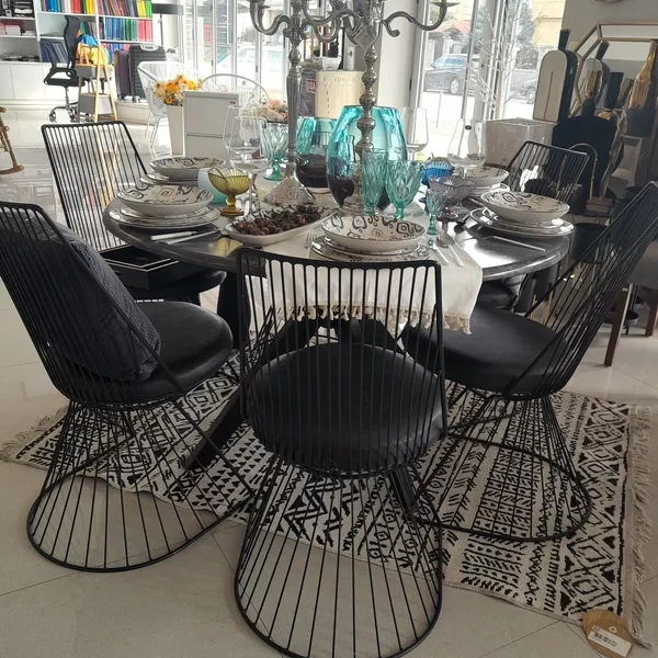 Маса и столови